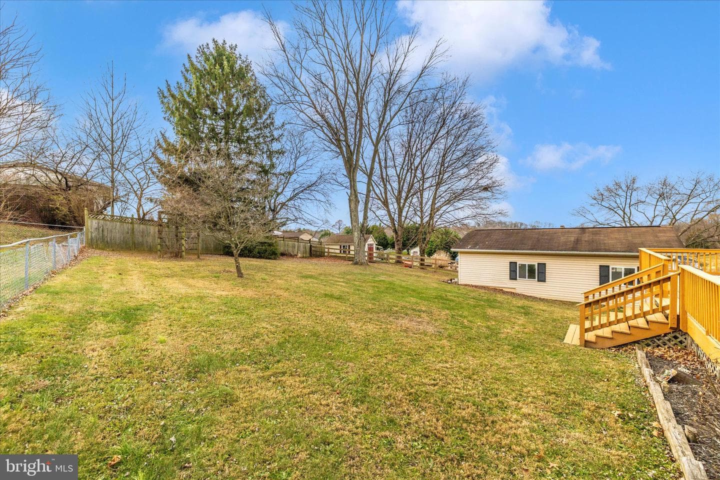 10223 Liberty Road photo 49
