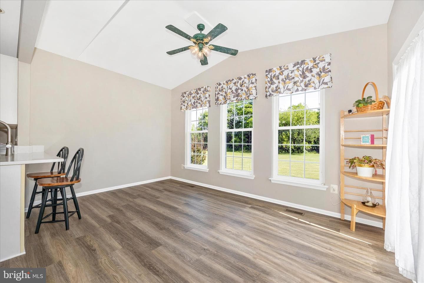 3810 Roundtree Road photo 19