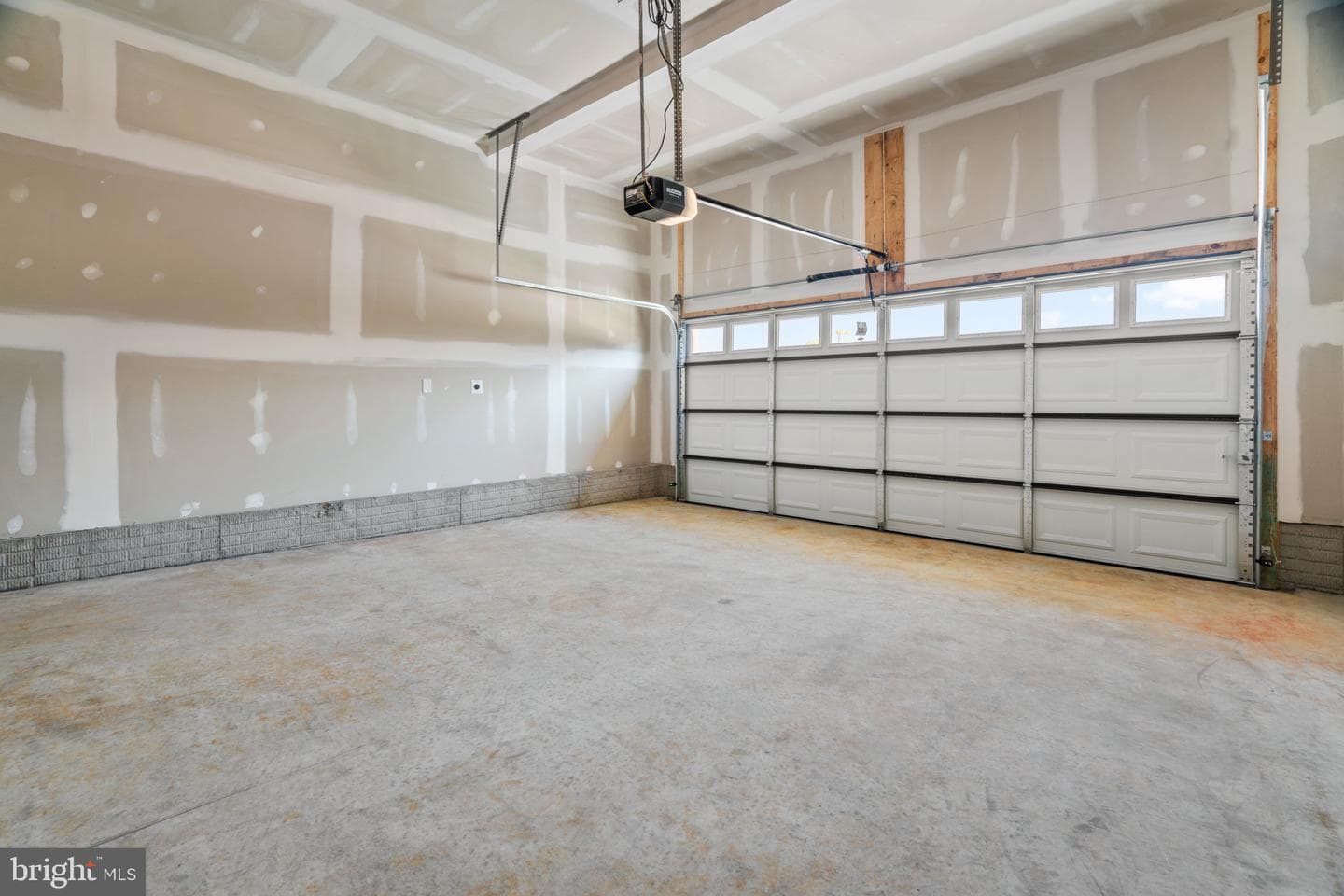 455 Ensemble Way photo 60