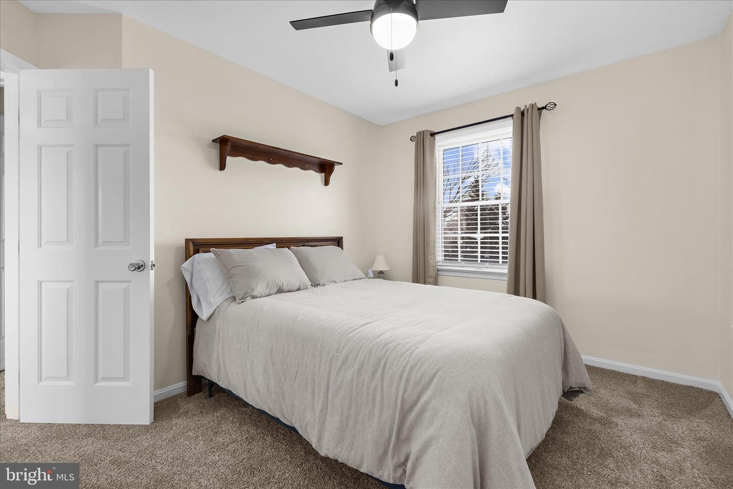 264 Providence Circle photo 39
