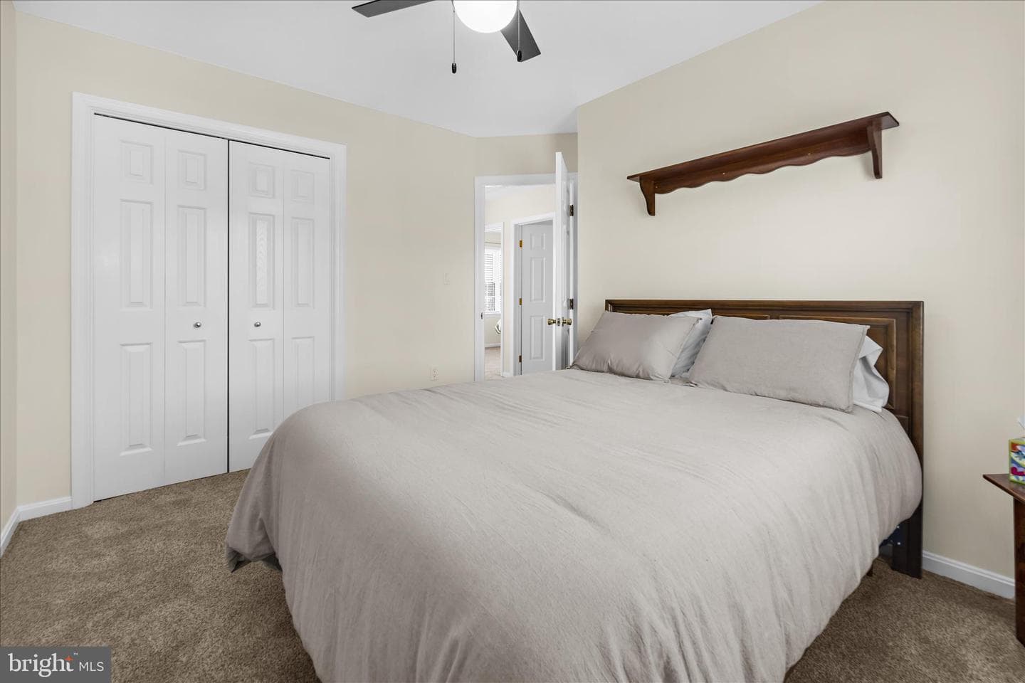 264 Providence Circle photo 40