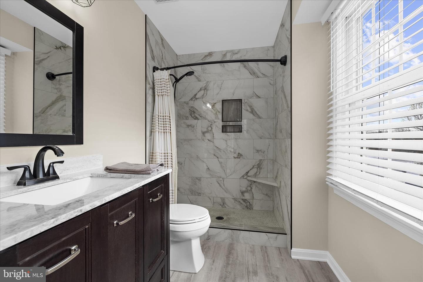 264 Providence Circle photo 45