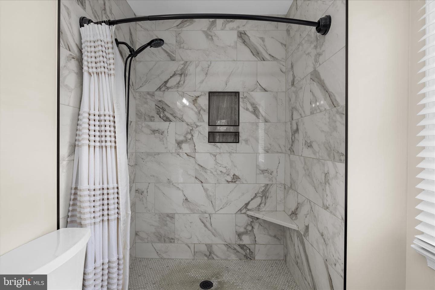 264 Providence Circle photo 46