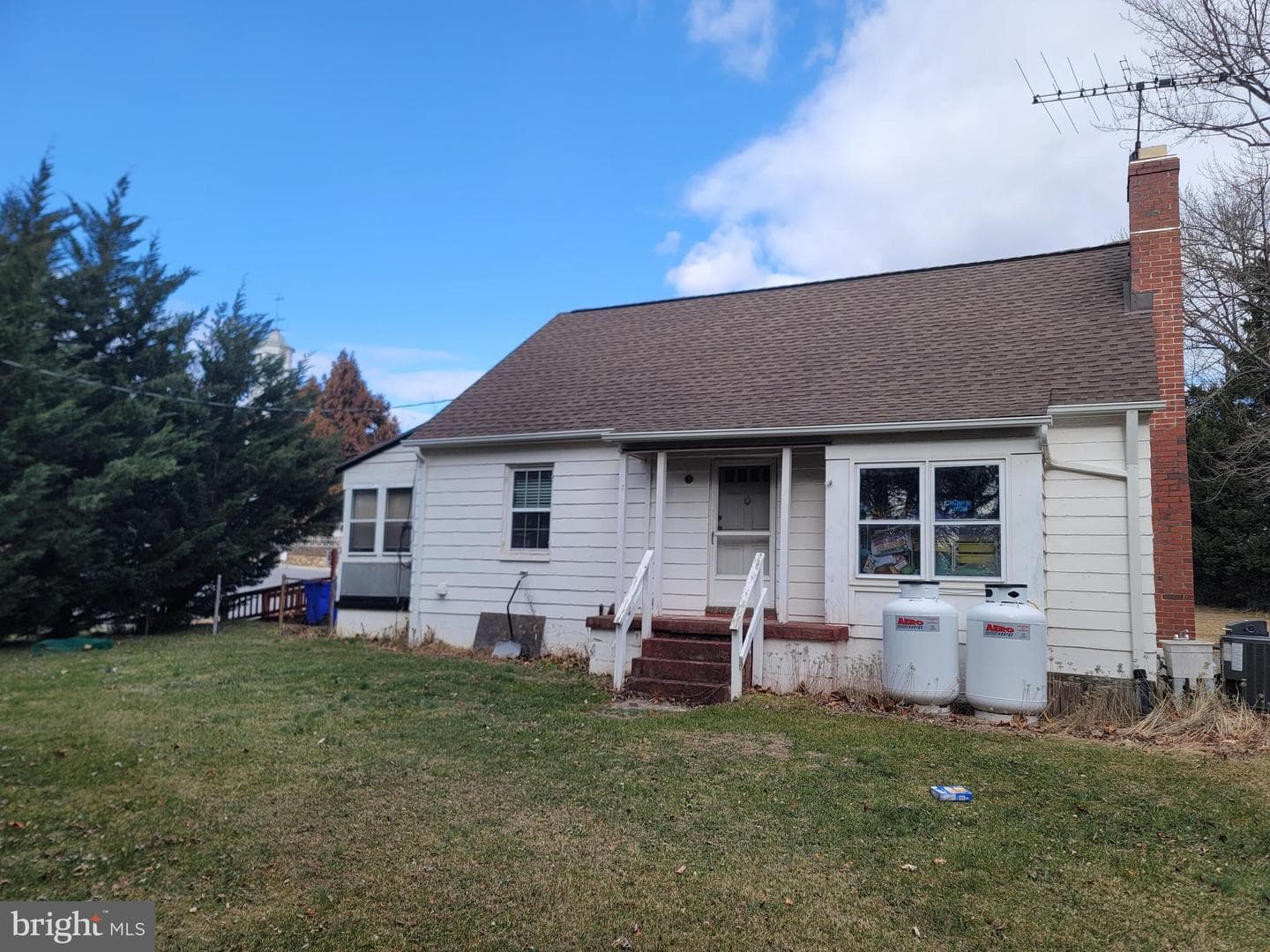 8325 Yellow Springs Road photo 10