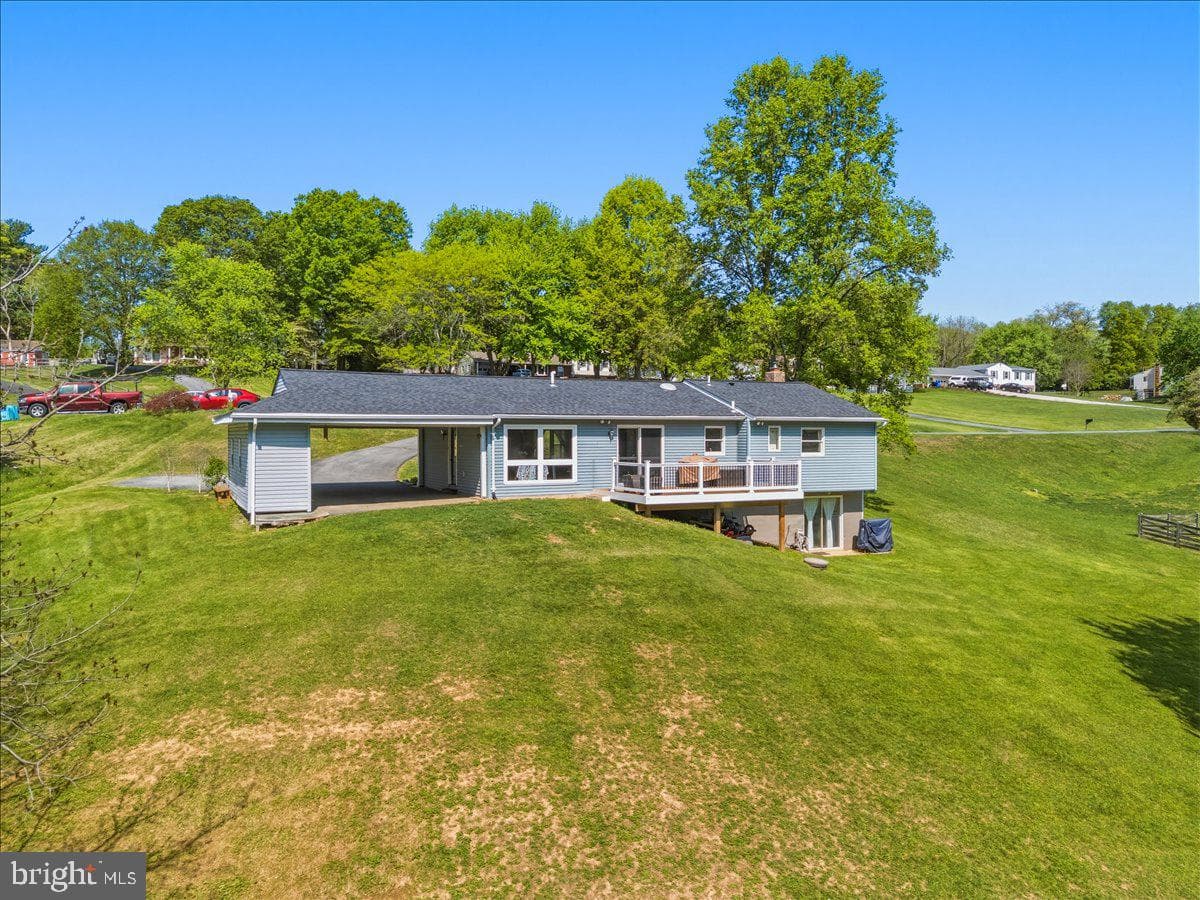 4389 Moleton Drive photo 65
