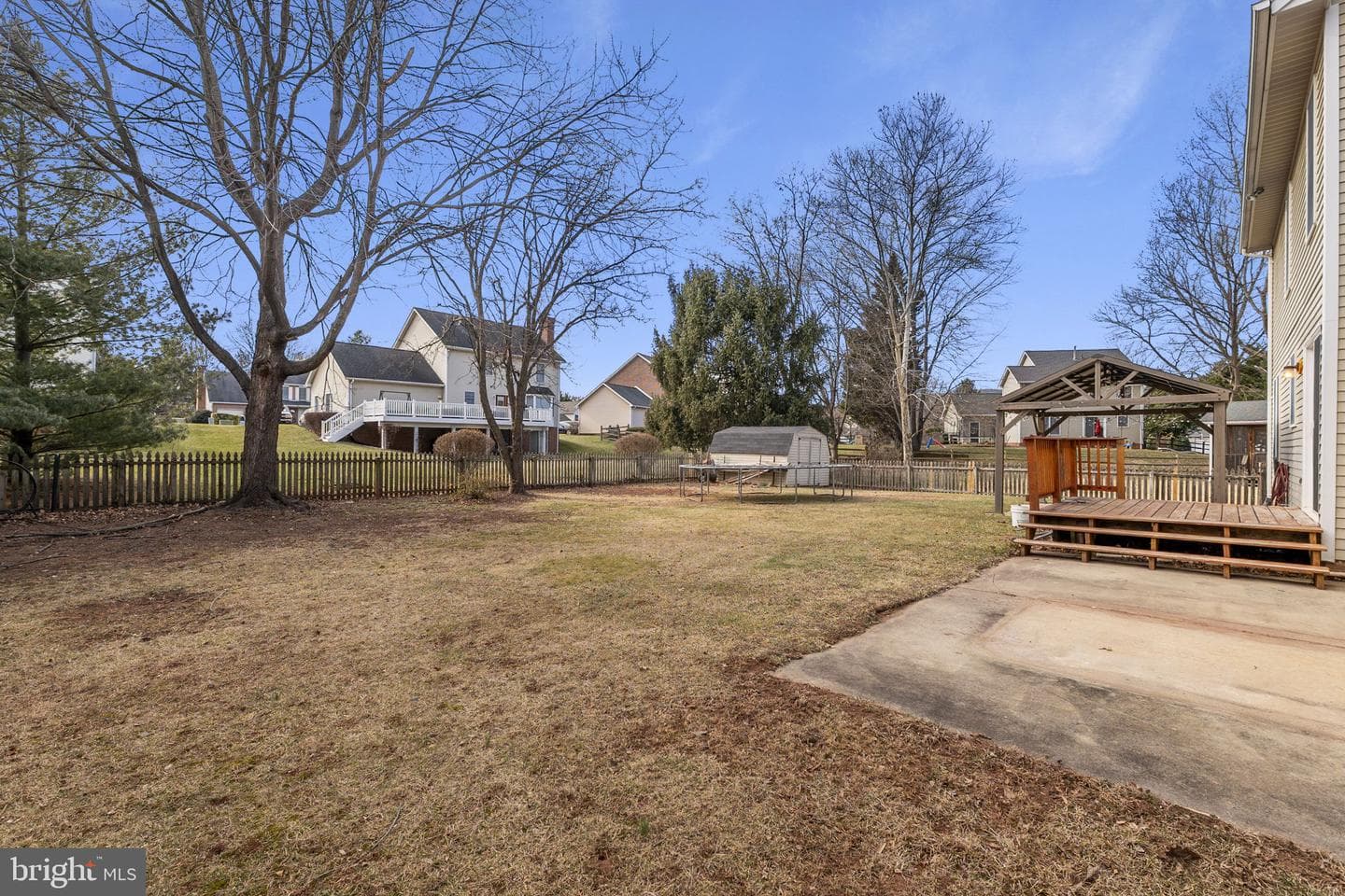 2107 Charlton House Way photo 36