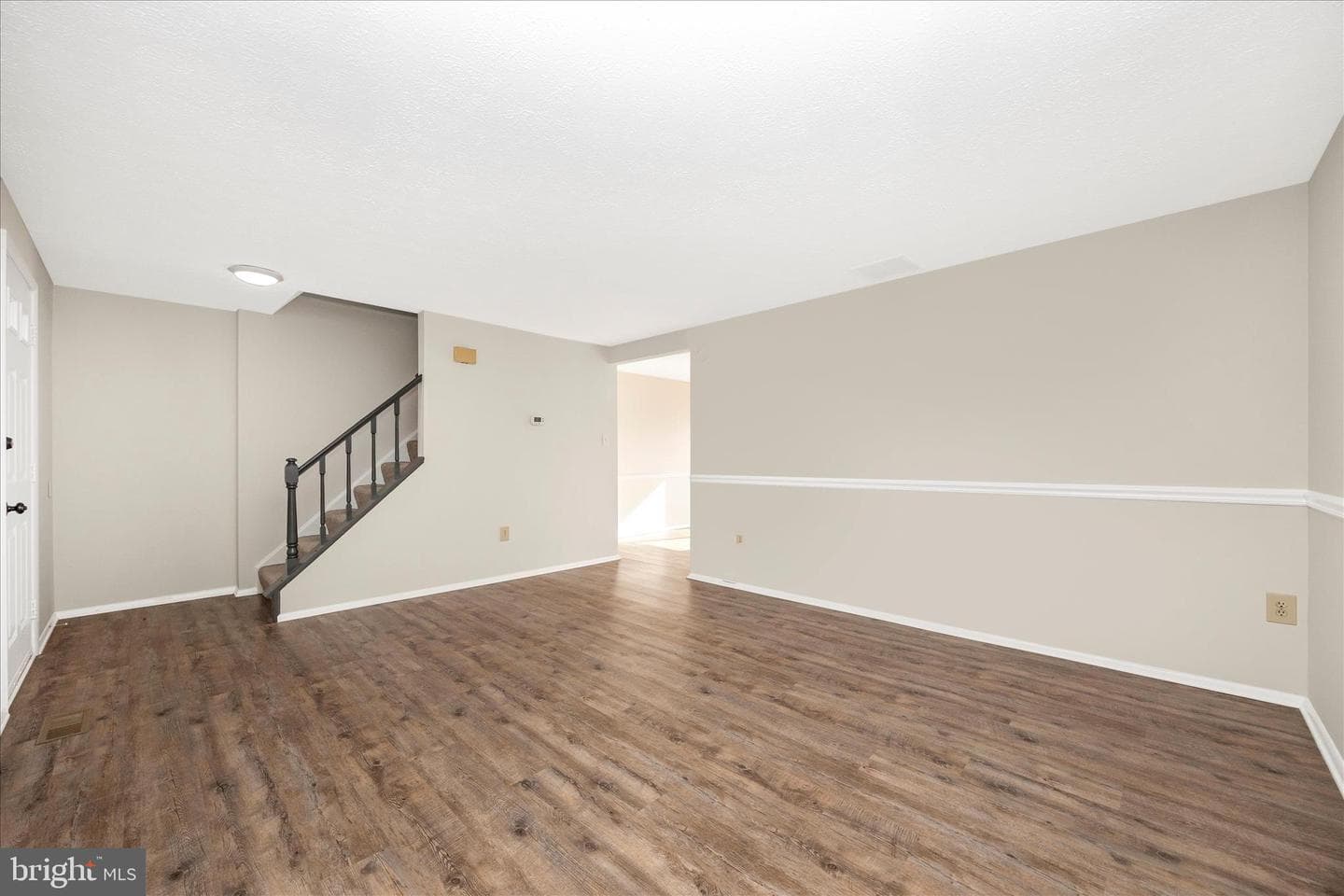 1758 Springfield Lane photo 9