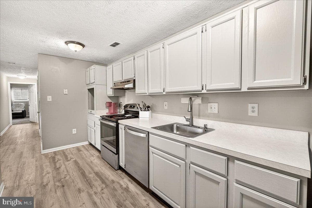 2141 Wainwright Court #ba photo 4