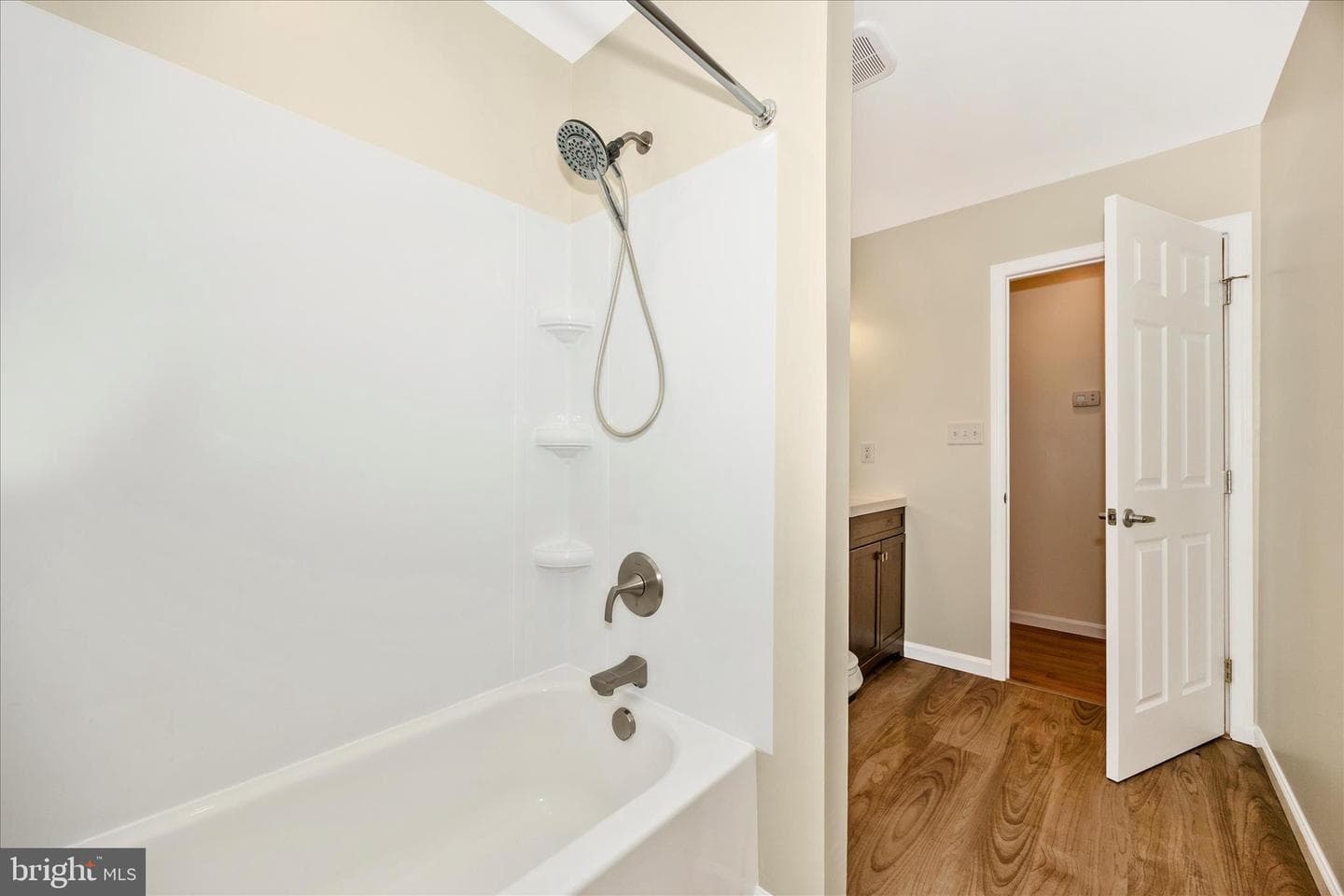 6518 Woodville Road photo 33