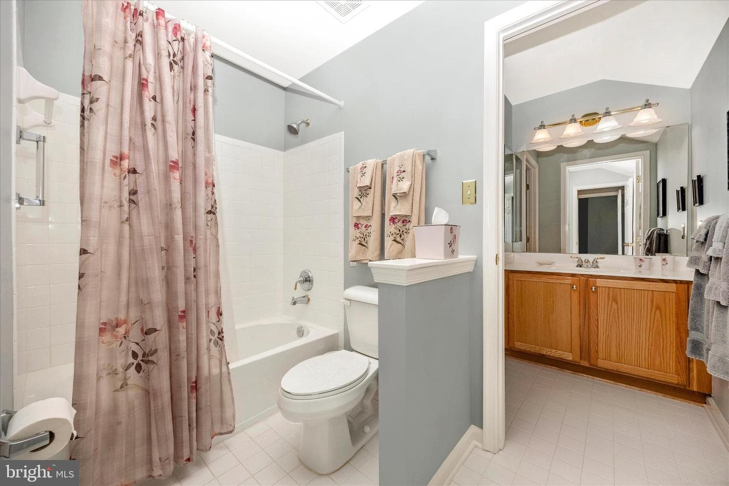 5811 Upton Circle #49 photo 32