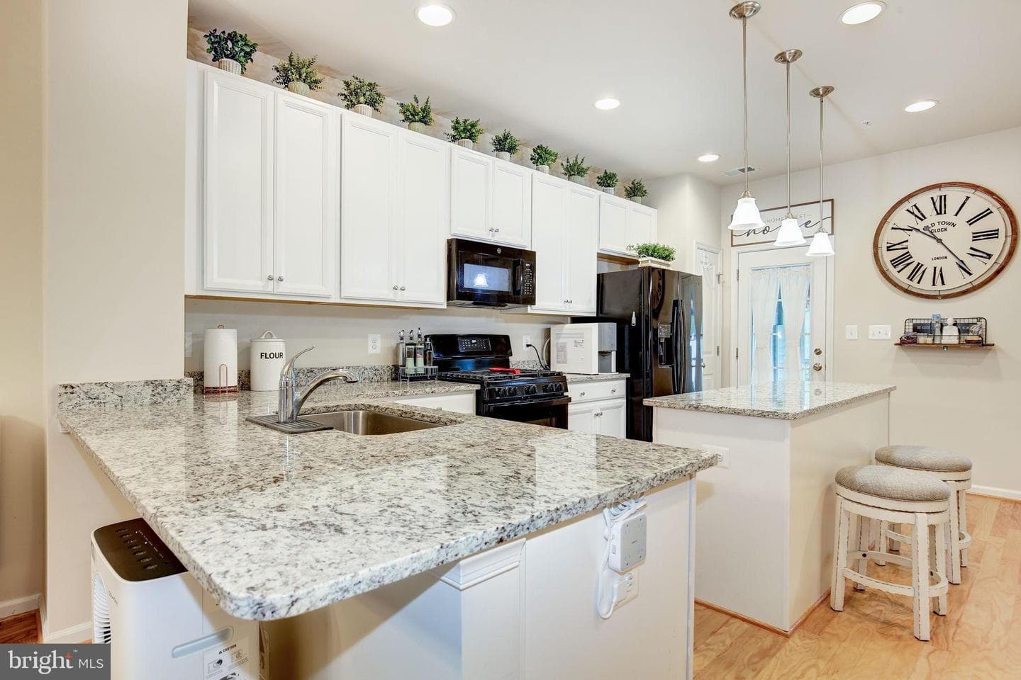 410 Pemberton Park Lane photo 12