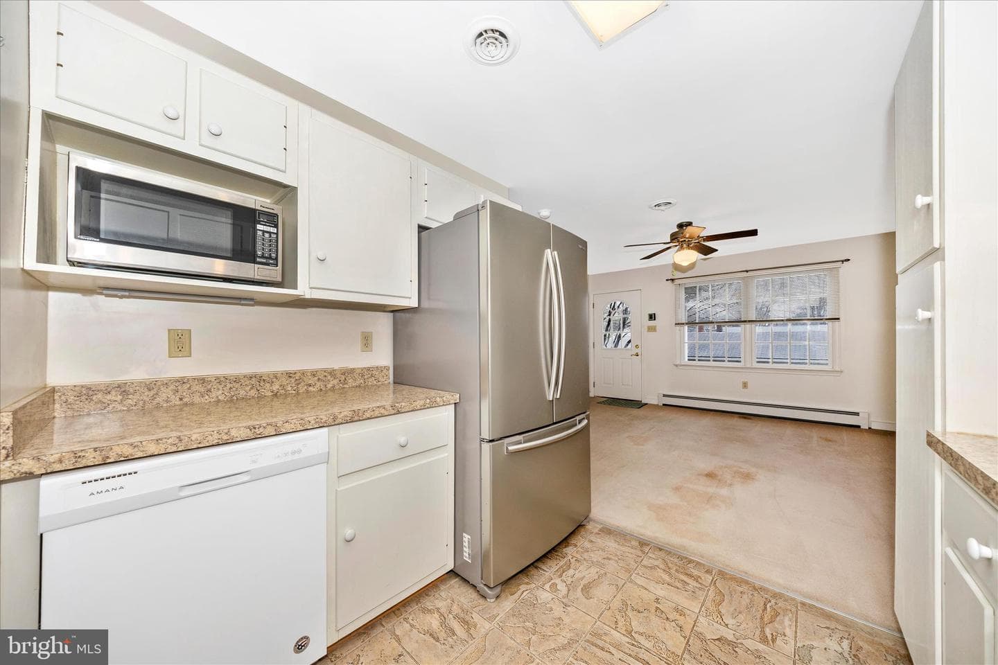9 E 13th Street photo 16