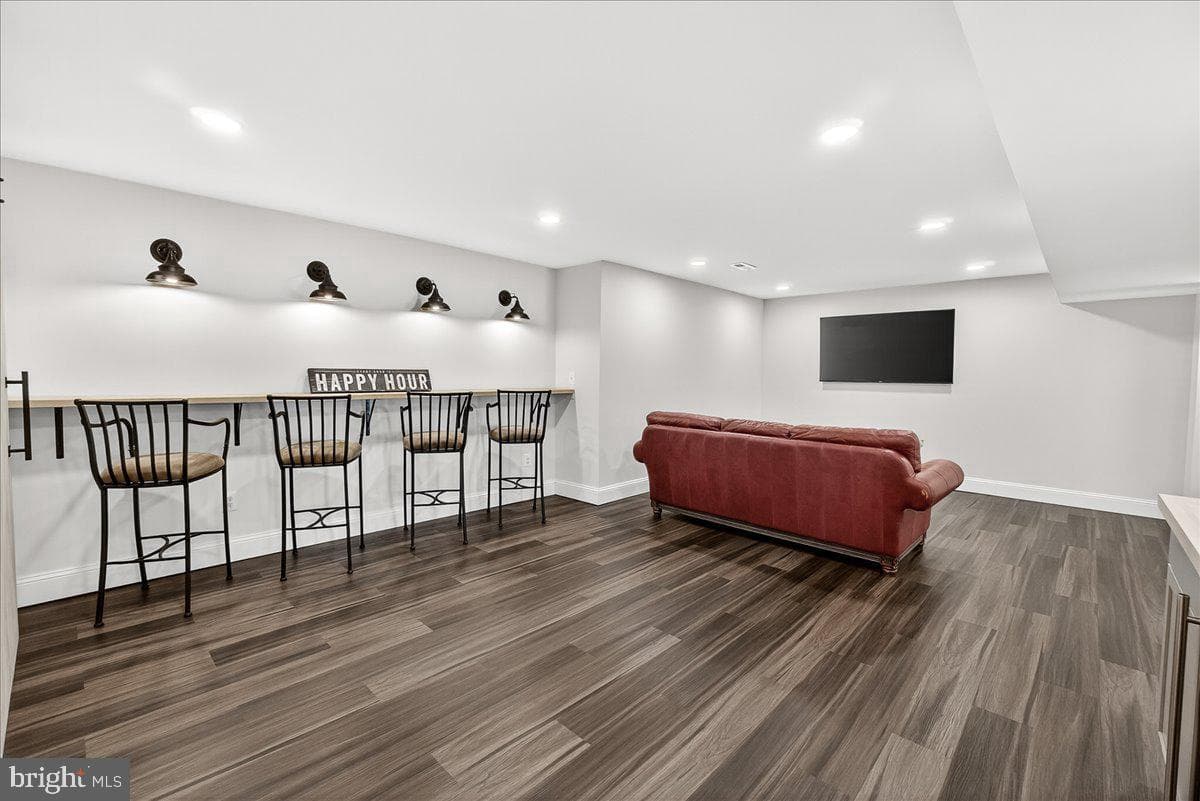 411 William Plummer Street photo 63