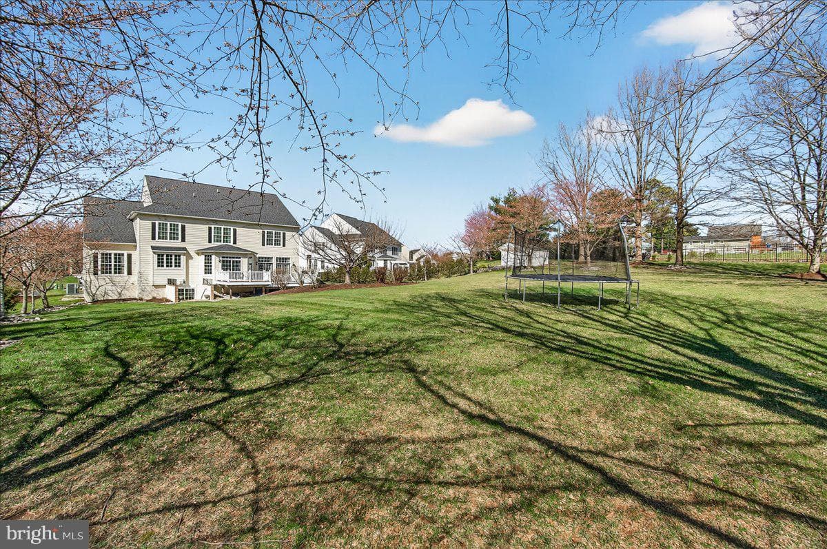 411 William Plummer Street photo 75