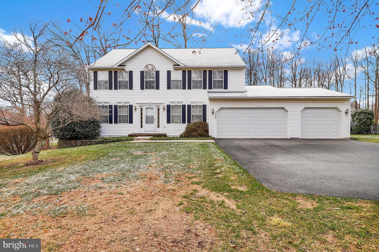 1229 Leafy Hollow photo 2