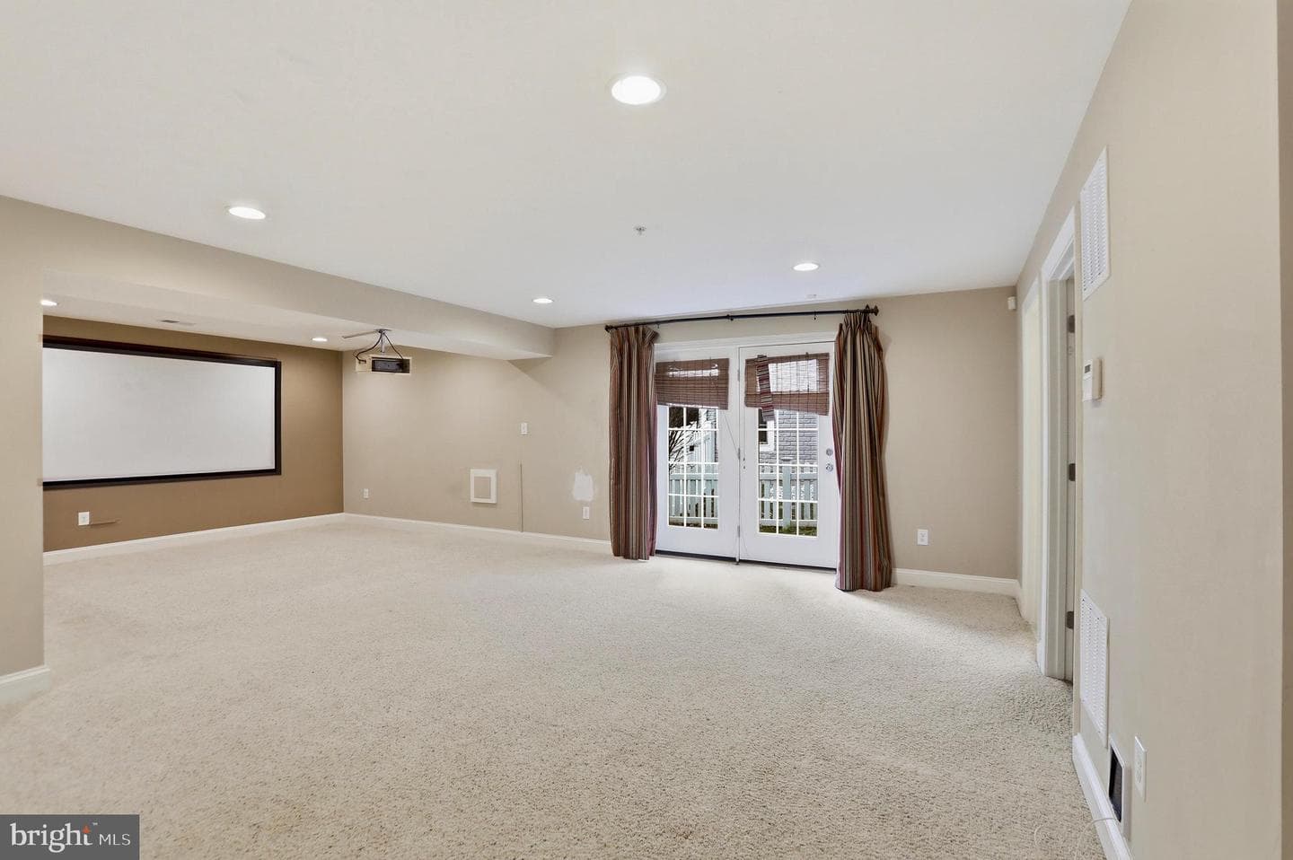 1414 Musgrove Alley photo 34