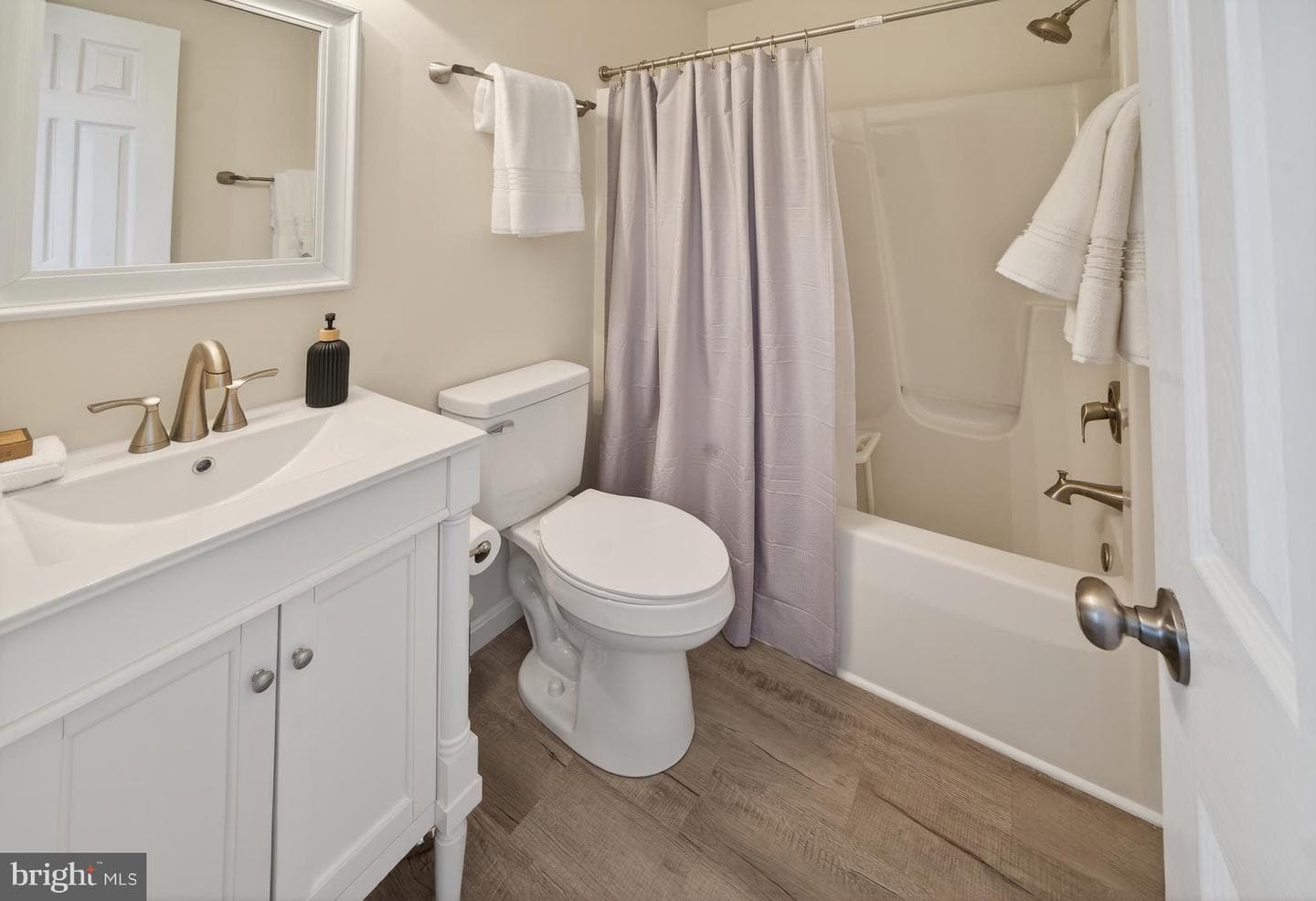 7 Westview Court photo 11