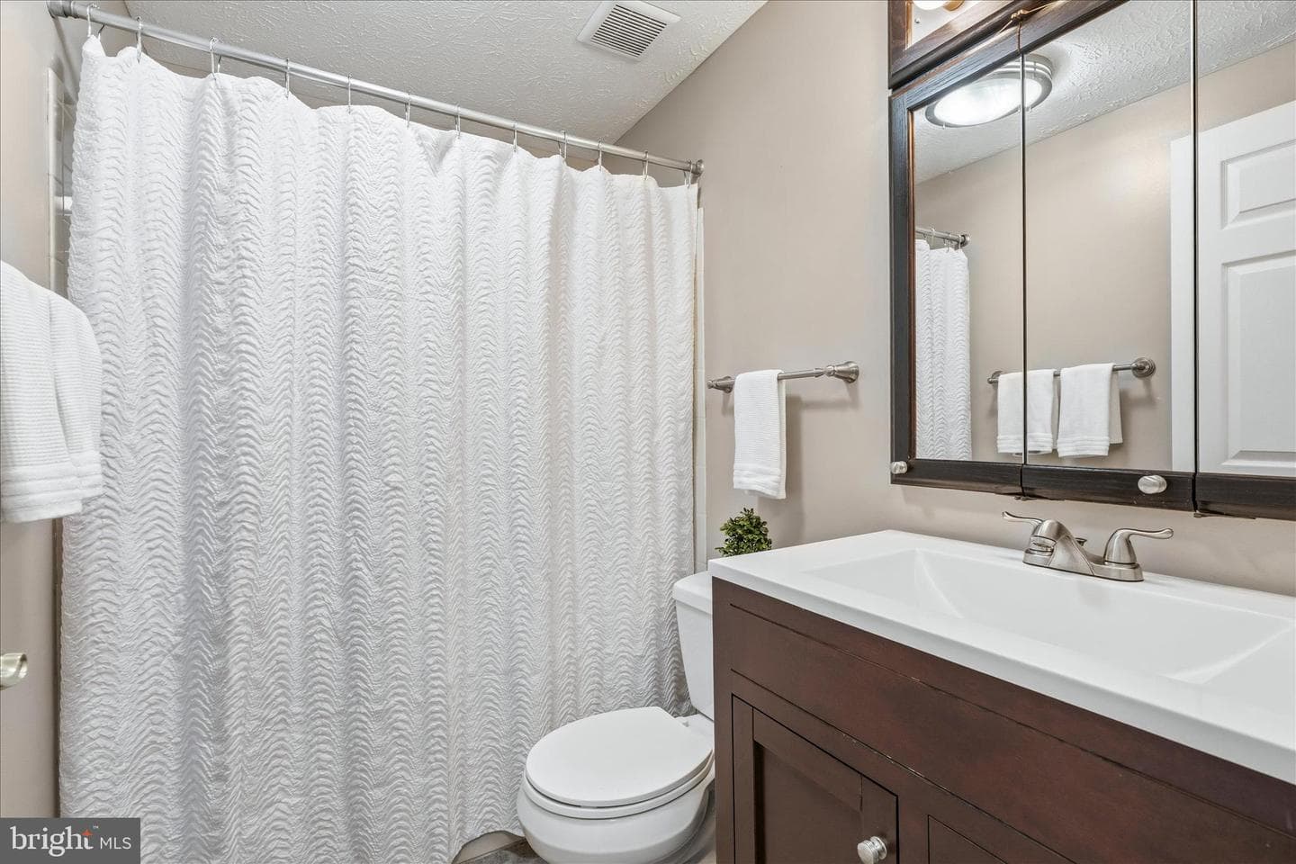 557 Boysenberry Lane photo 20