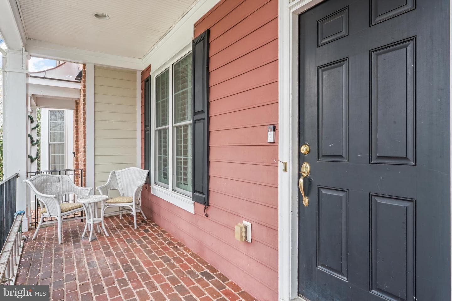 3838 Carriage Hill Drive photo 4