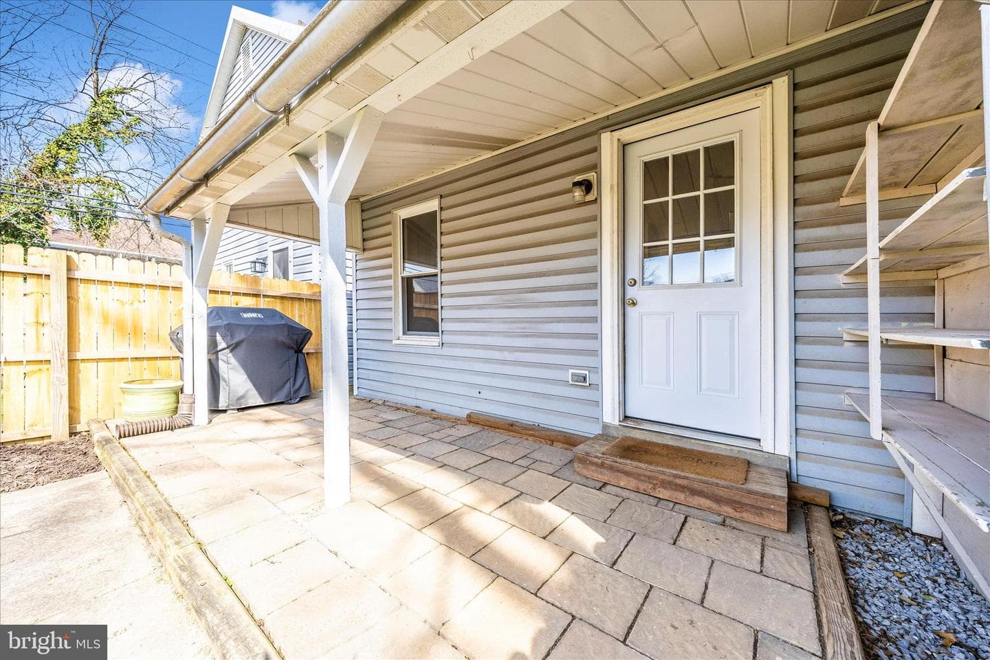 202 Maple Avenue photo 6