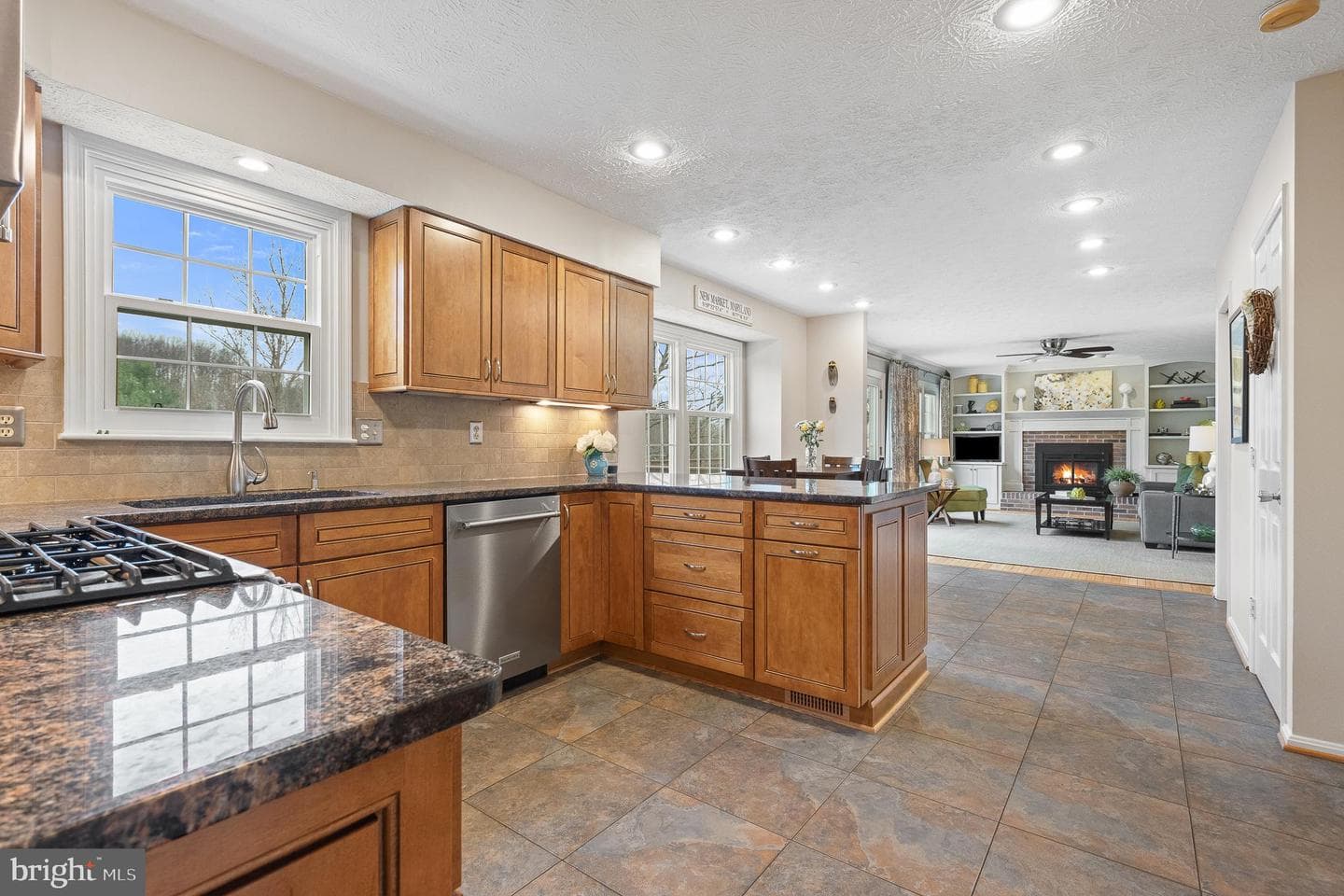 6235 Sawyer Road photo 20