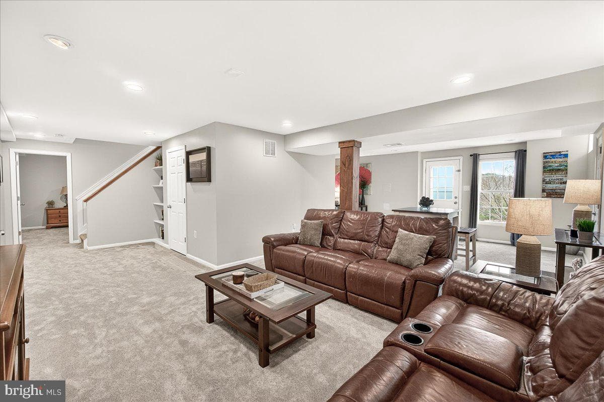 16 Knoll Side Lane photo 40