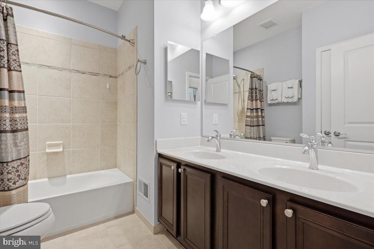 10909 Divot Court photo 31