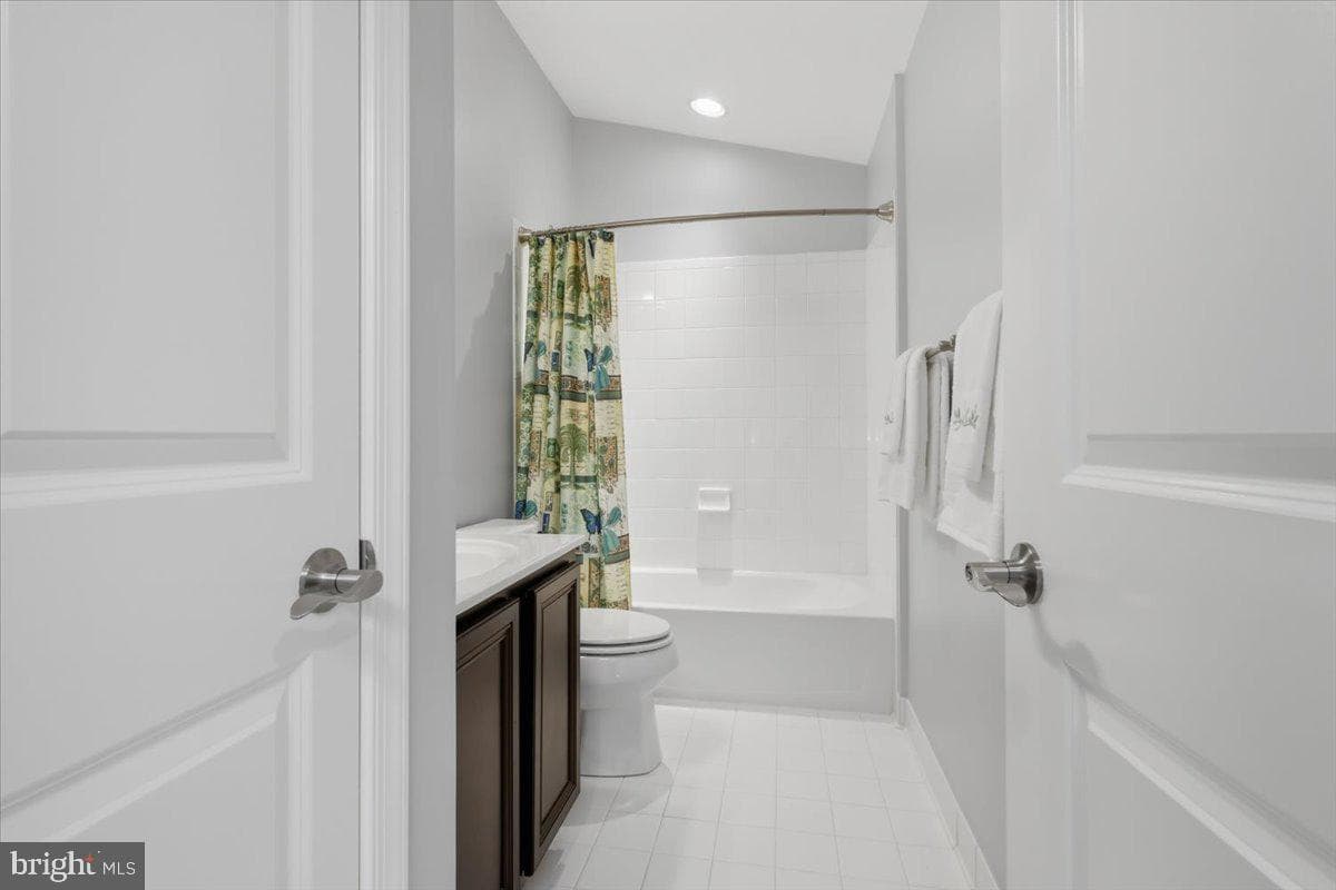 10909 Divot Court photo 38