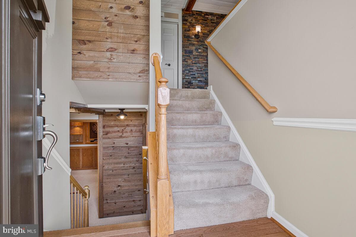 6 Westview Court photo 23