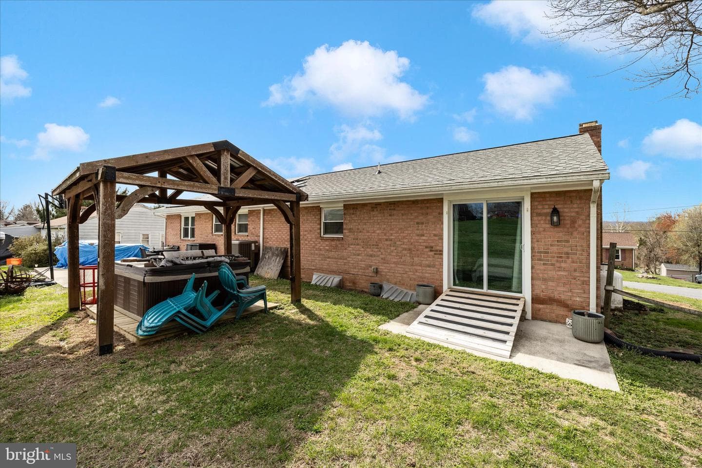 814 2nd Avenue photo 38