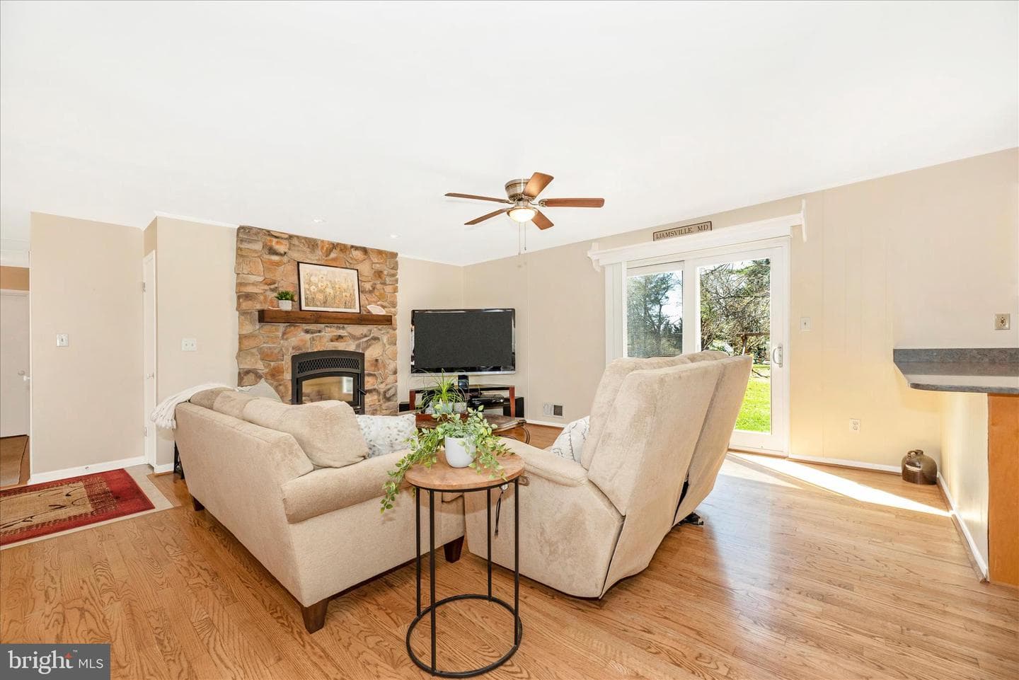 2726 Loch Haven Drive photo 2