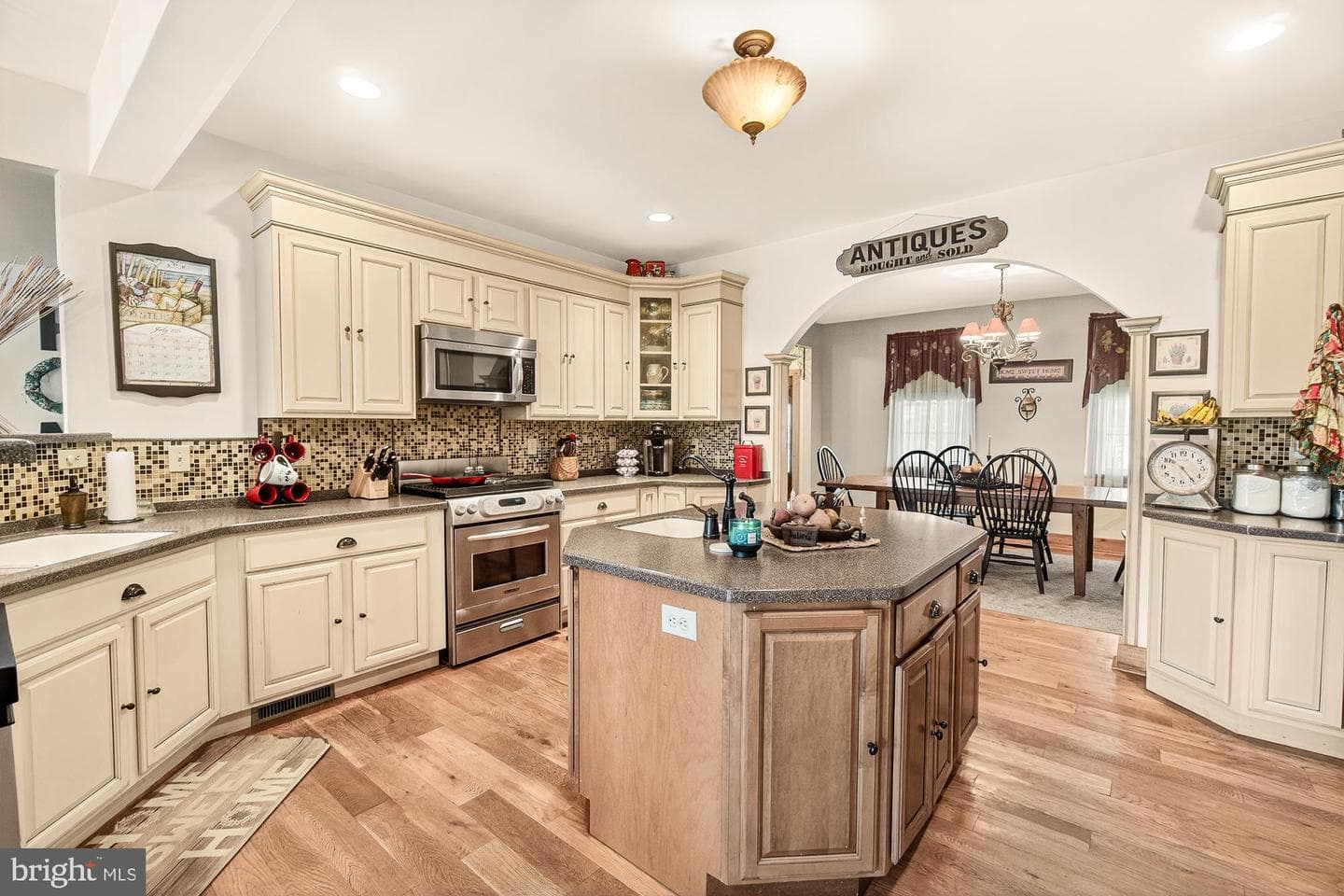 4948 Teen Barnes Road photo 14