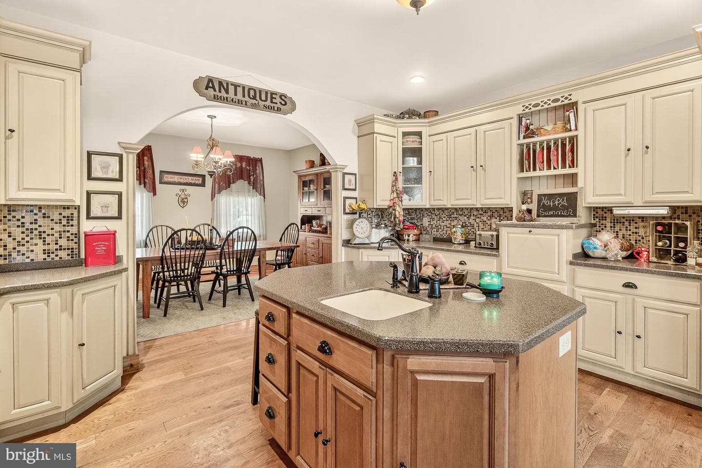 4948 Teen Barnes Road photo 15