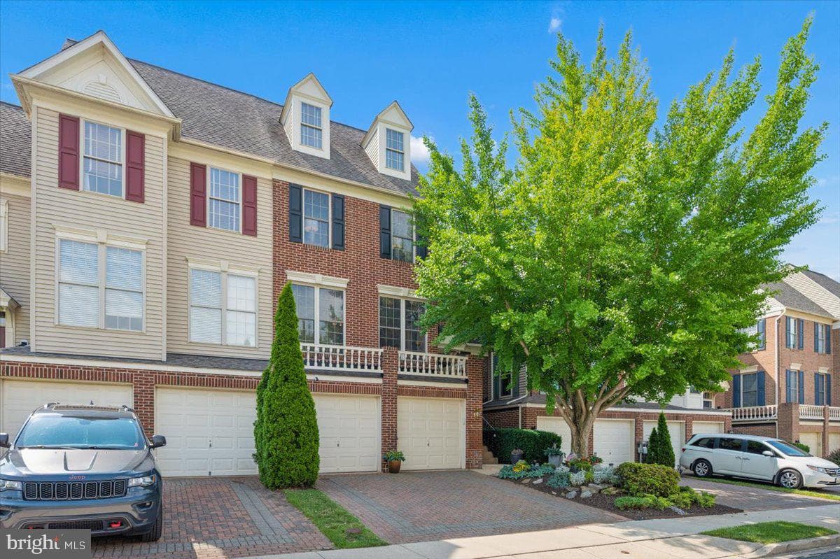 2231 Bear Den Road photo 4
