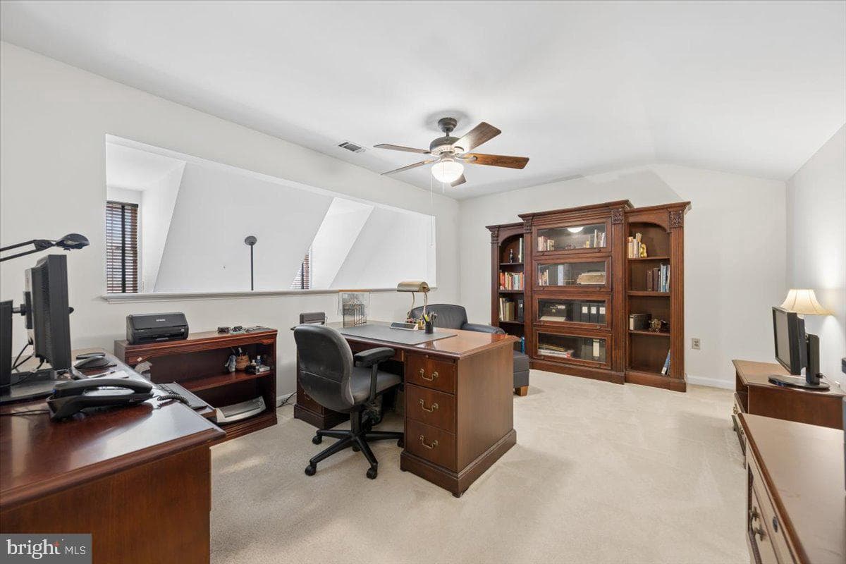 2231 Bear Den Road photo 49
