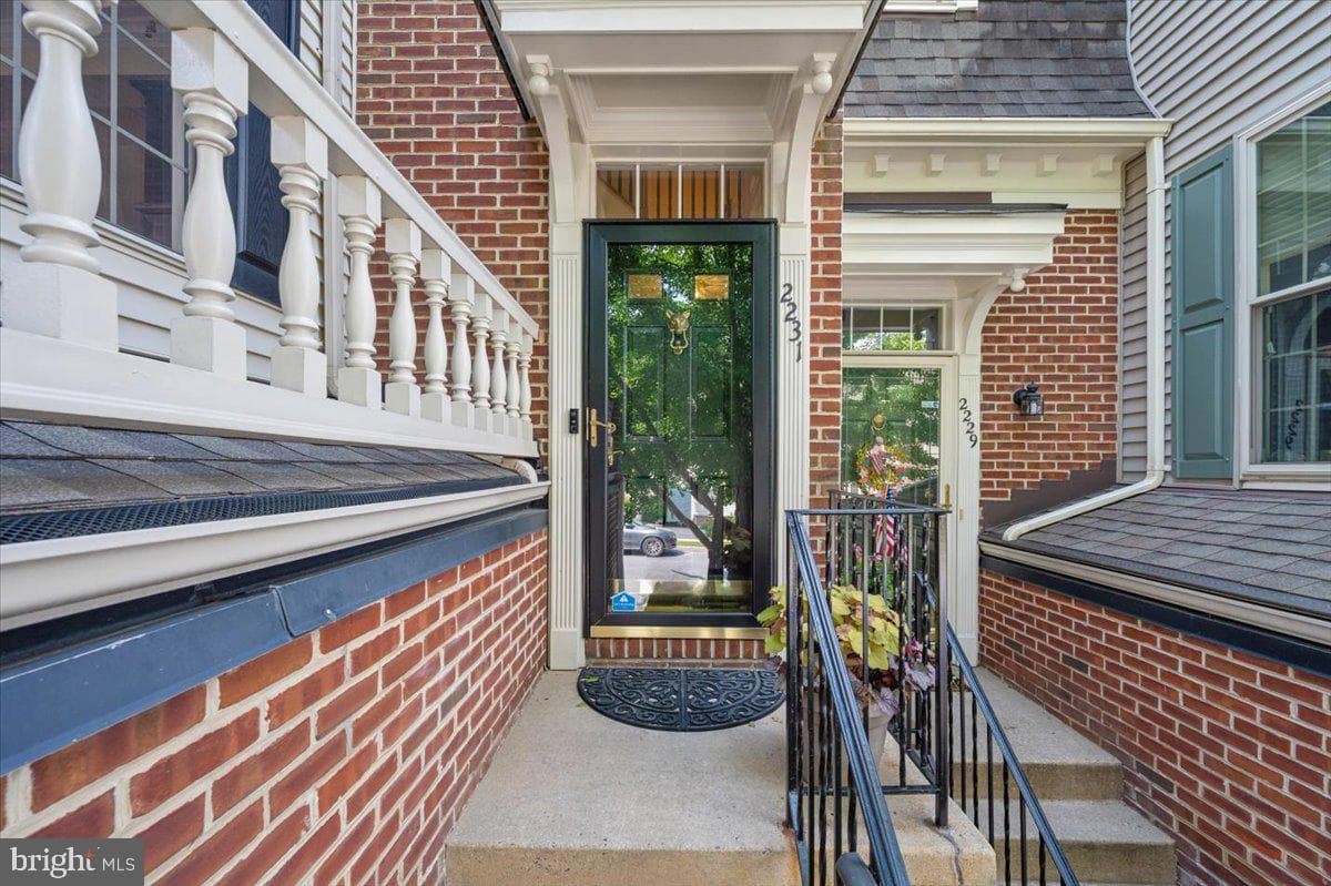 2231 Bear Den Road photo 5
