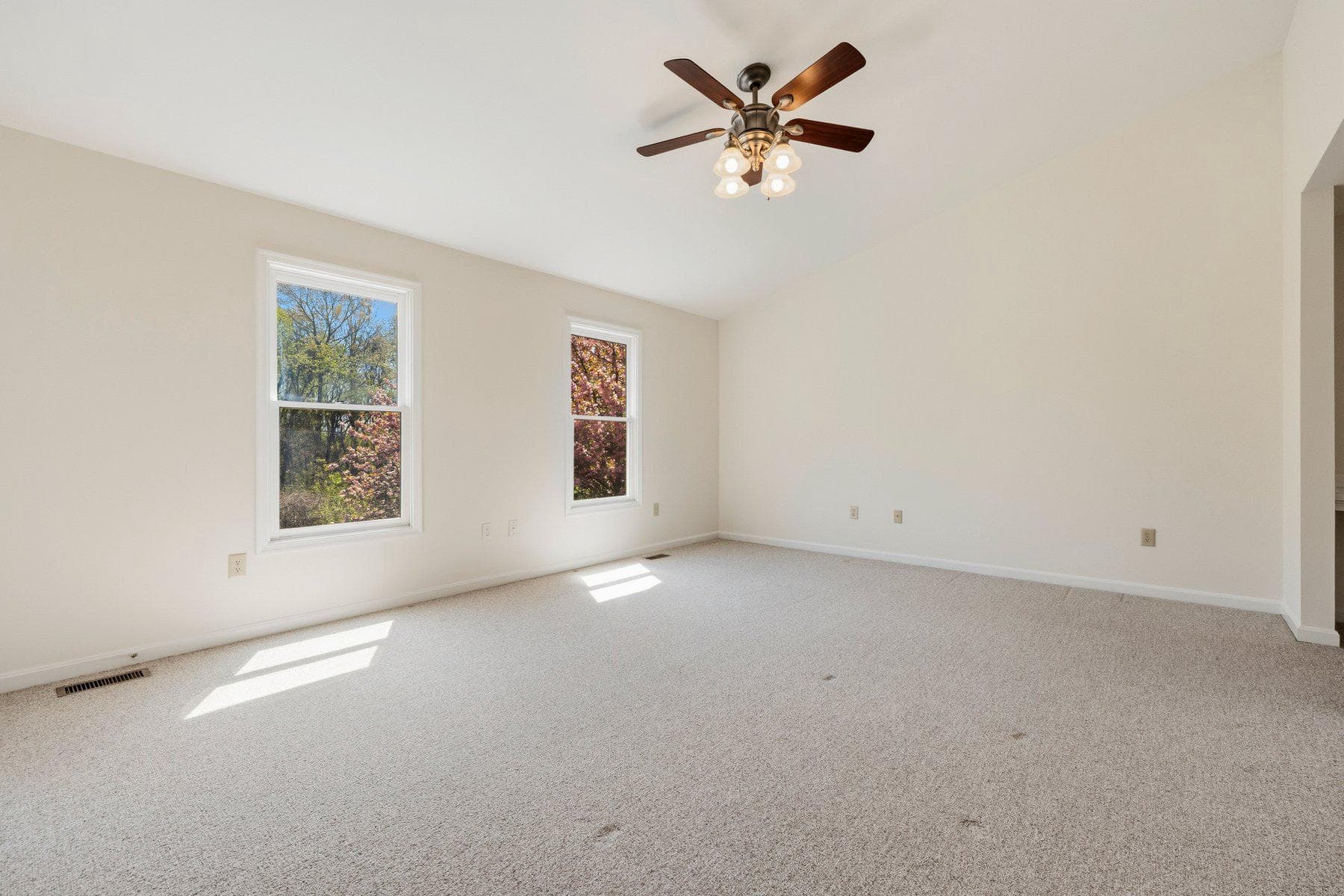 6934 Meadowlake Road photo 19