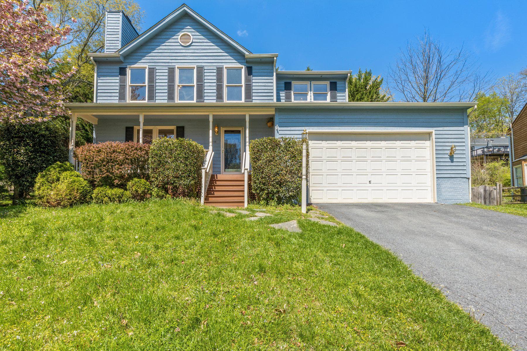 6934 Meadowlake Road photo 2