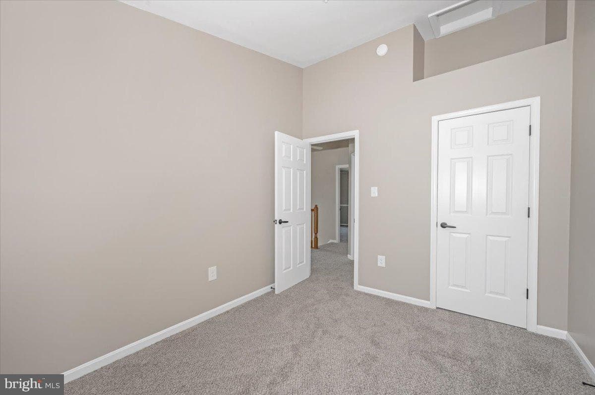 228 Heritage Court photo 36