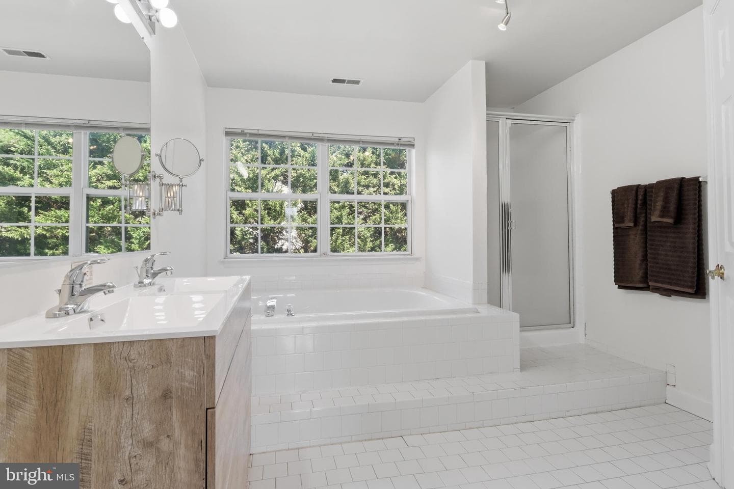 6310 Remington Drive photo 23