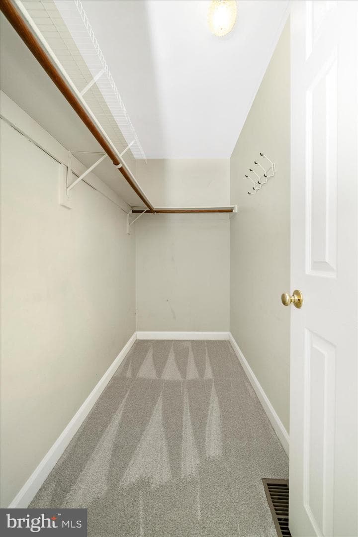 5246 Bamburg Court photo 34