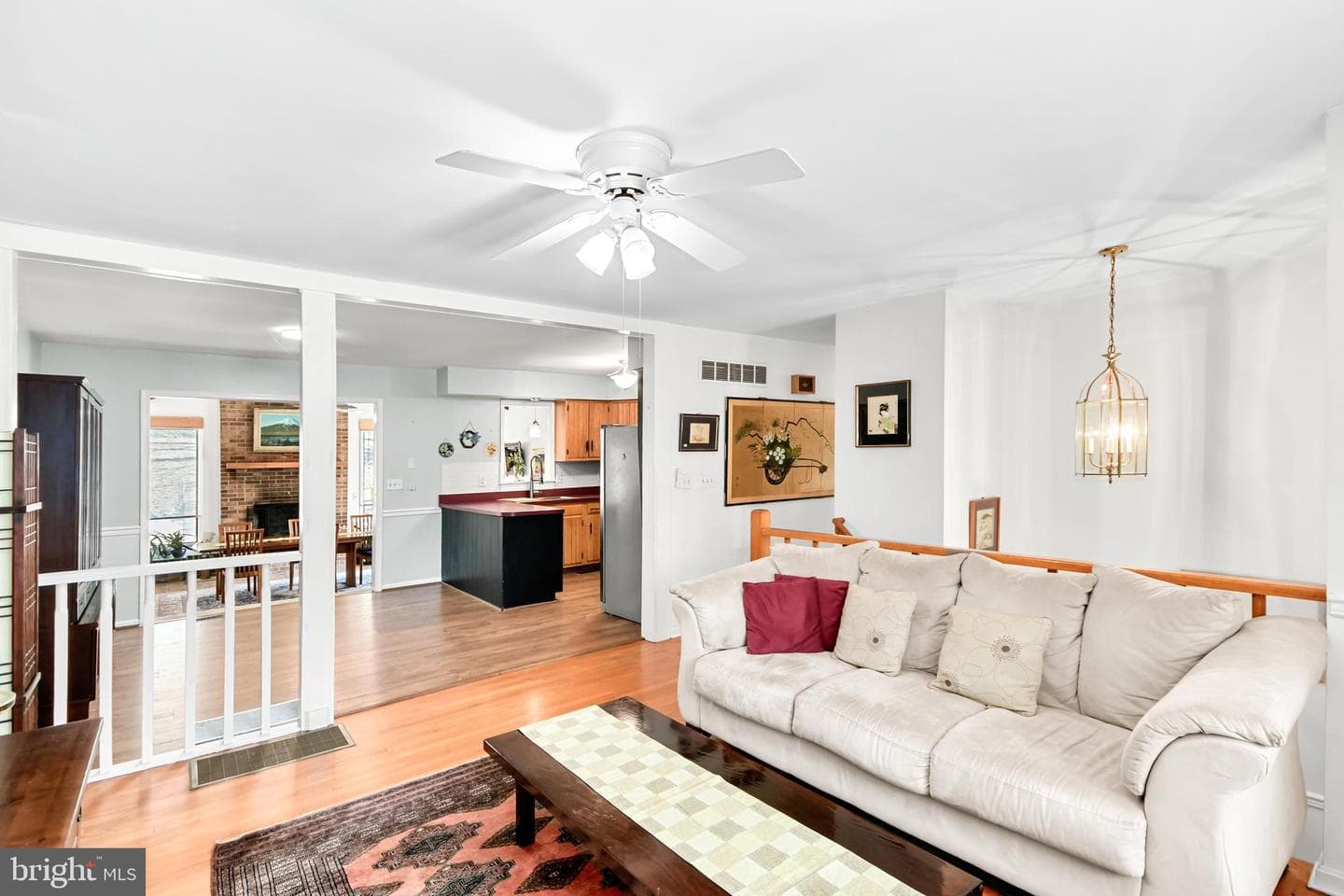 7914 Mount Pleasant Court E photo 8