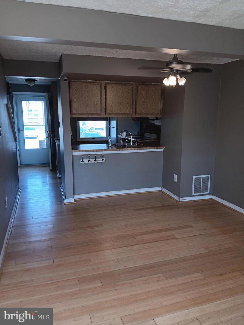 246 Canfield Terrace photo 5