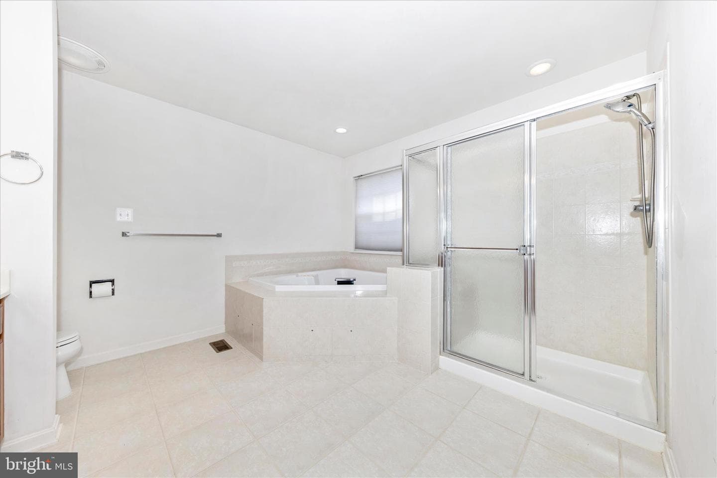 100 Sunlight Drive photo 60