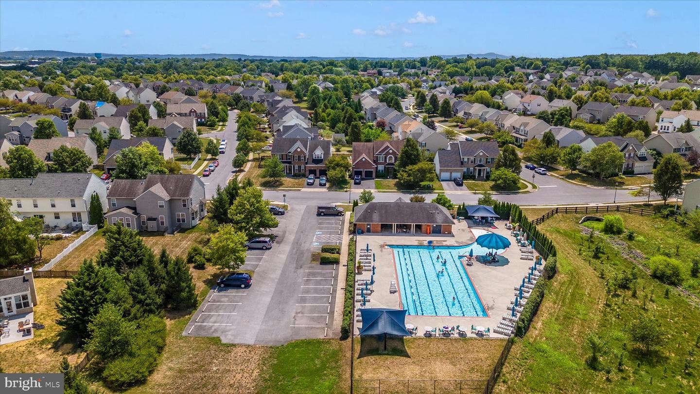100 Sunlight Drive photo 84
