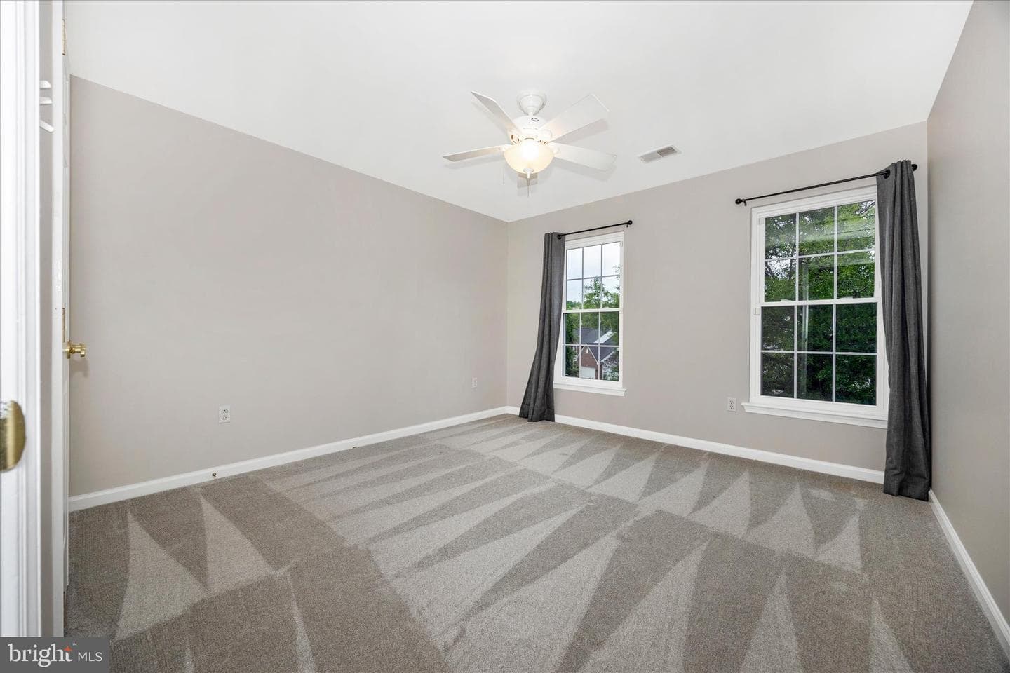 6463 Forest Hills Court photo 31