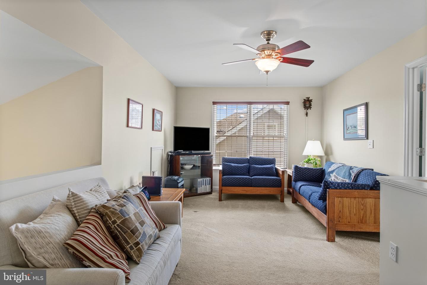 7 Derr Lane photo 22