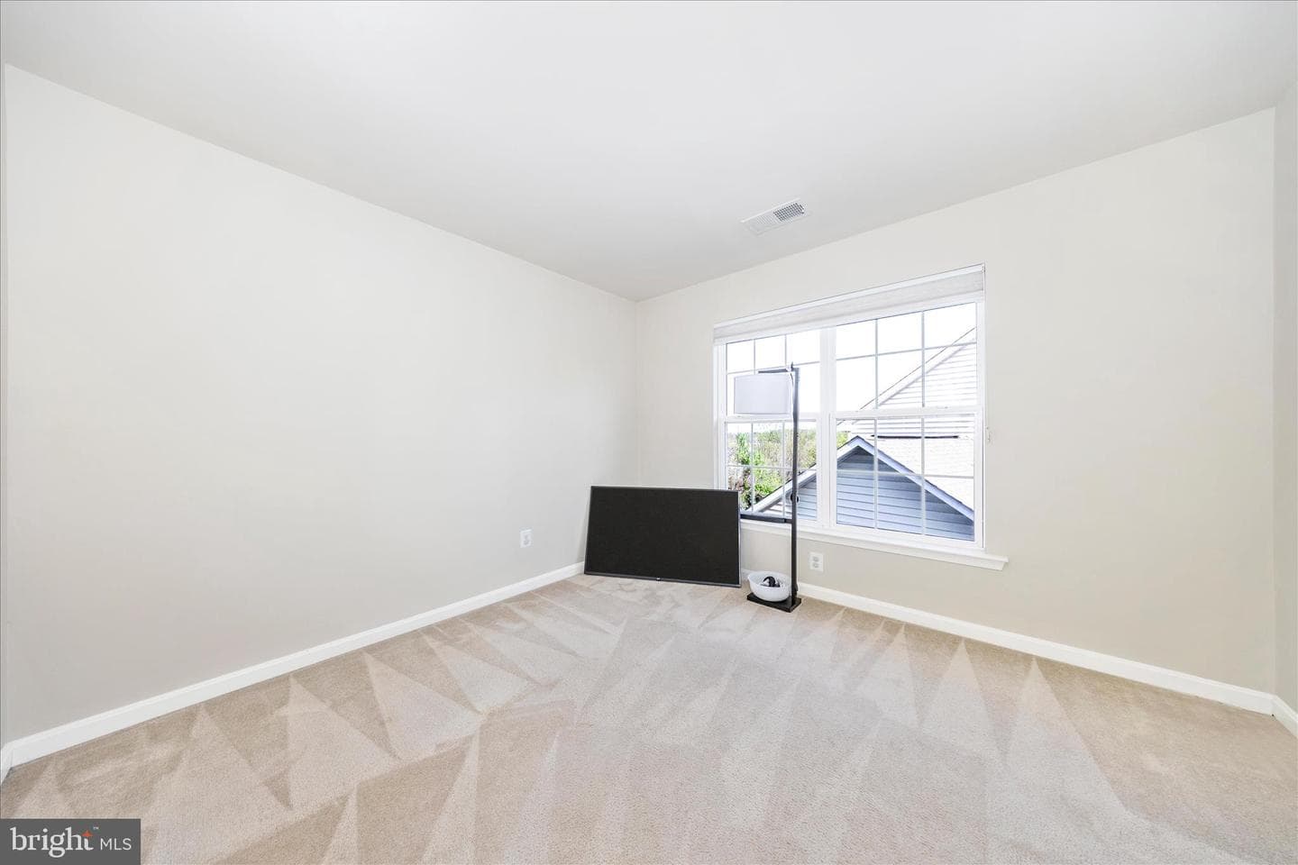 705 Sewell Drive photo 27