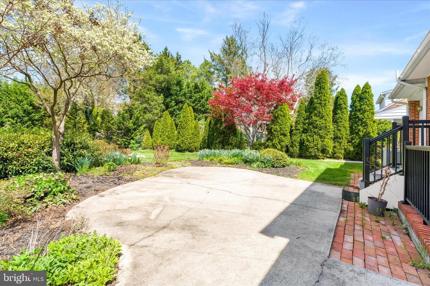 417 Biggs Avenue photo 44