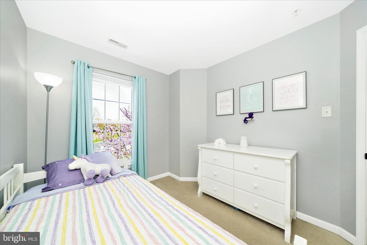 584 Ellison Court photo 40